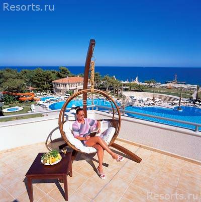 Queens Park Resort 9